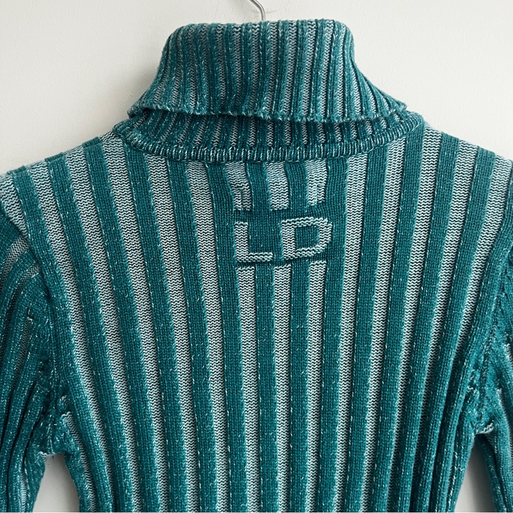 Y2K Lady Dutch Teal Turtleneck Sweater - Picture 7 of 9